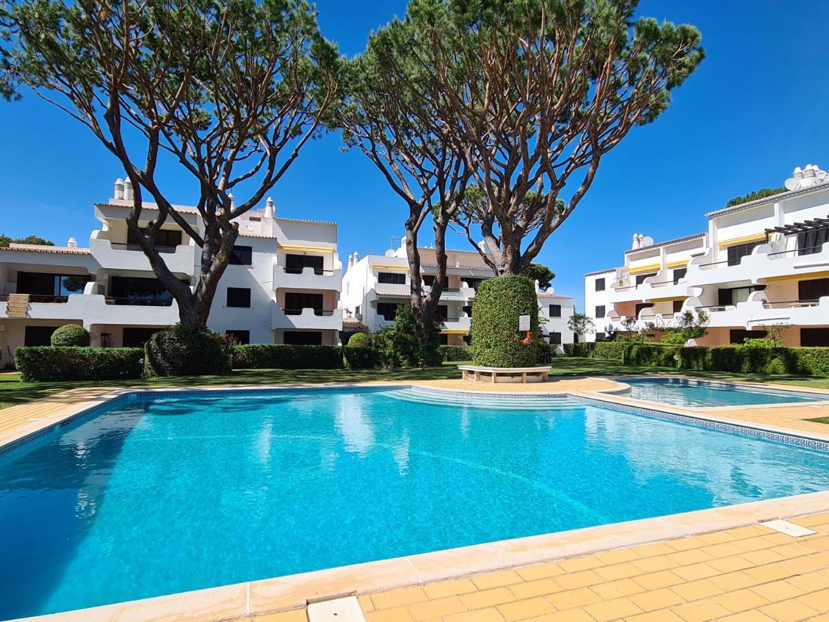 Apartamento Solar Dos Pinheiros Daire Quarteira Dış mekan fotoğraf